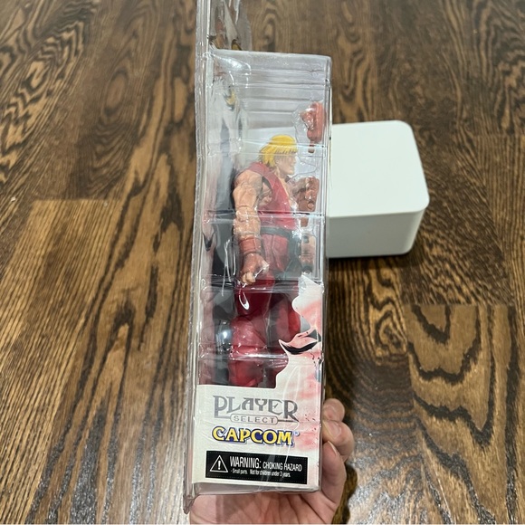 NECA Capcom Street Fighter IV Fighting Game - Ken Action Figure - Picture 6 of 9